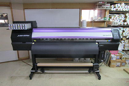 プリンター（Mimaki JV300-130Plus)